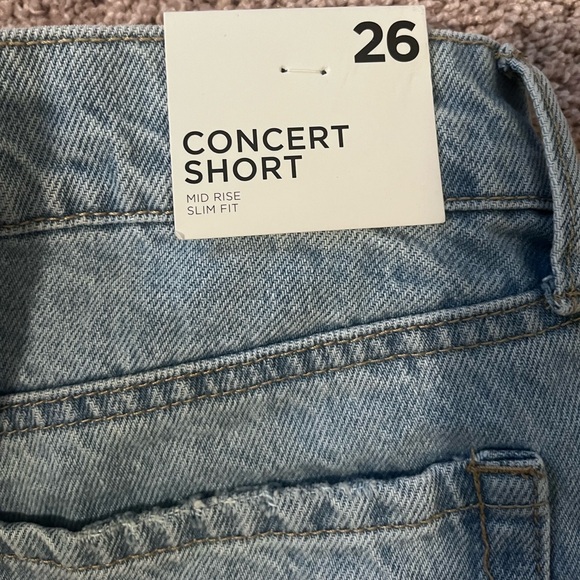 Forever 21 Distressed High-Rise Denim Shorts - Picture 8 of 8